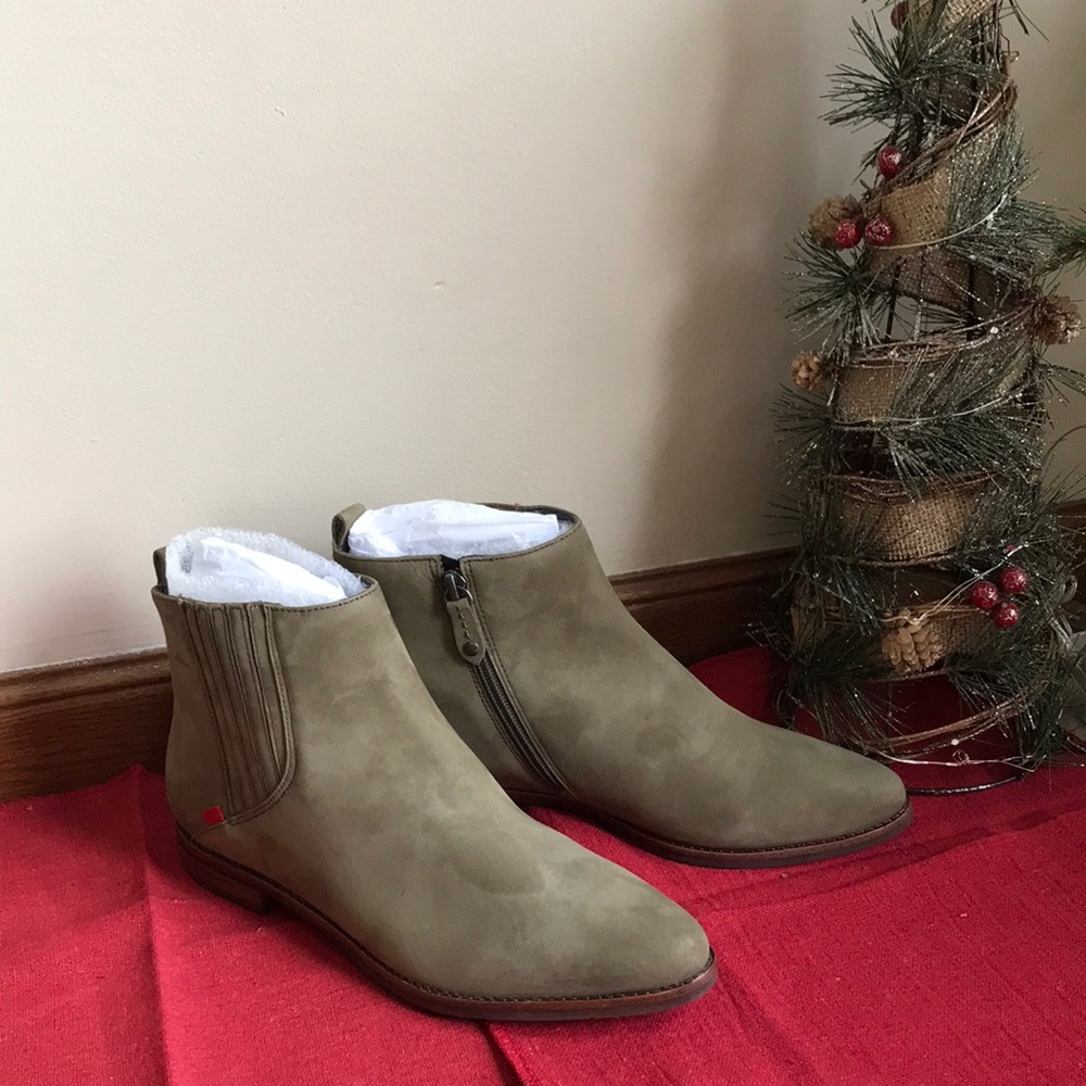 Olive Nobuck 🫒 booties